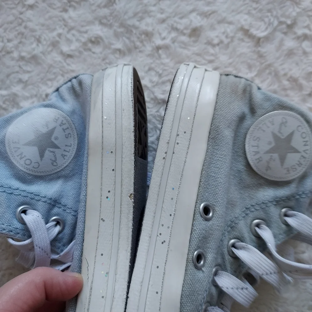 Converse All stars Blue Sparkly Sneakers Youth size 2 Play Time Girly Everyday
